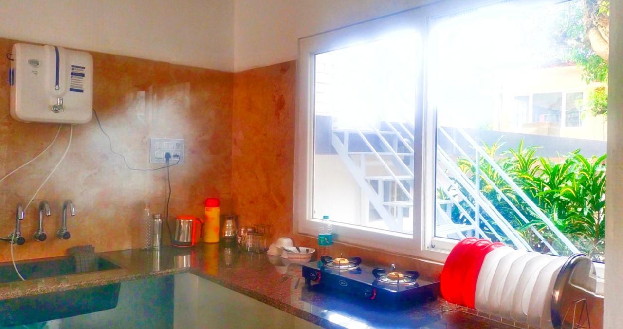 מדיקרי The Two Bedroom House מראה חיצוני תמונה