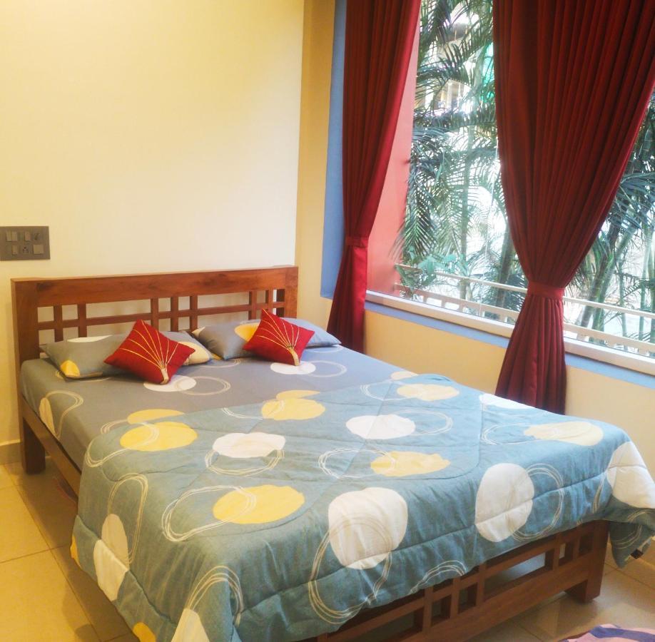 מדיקרי The Two Bedroom House מראה חיצוני תמונה